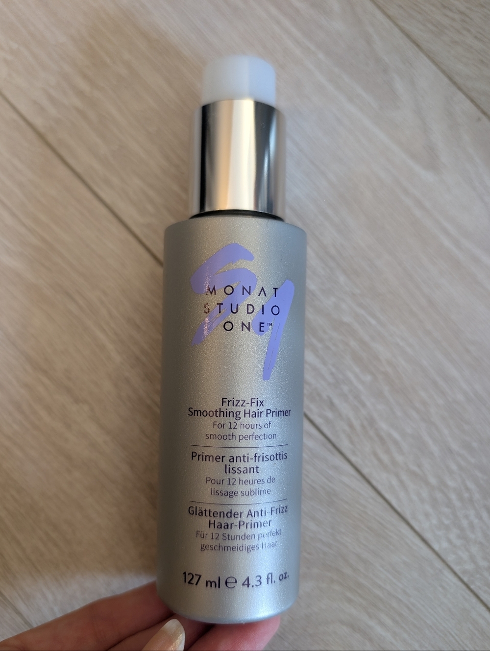 Full Size MONAT STUDIO ONE Frizz-Fix Smoothing Hair Primer